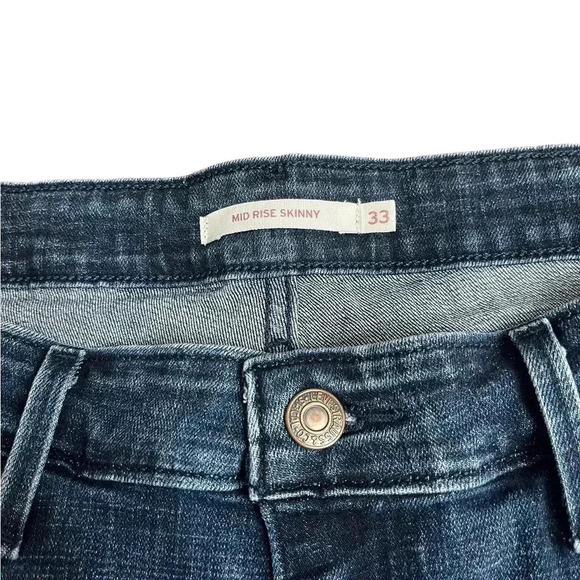 Levi’s Mid Rise Skinny Jeans Embroidered Floral Dark Wash Women’s Waist 33 - Picture 4 of 15